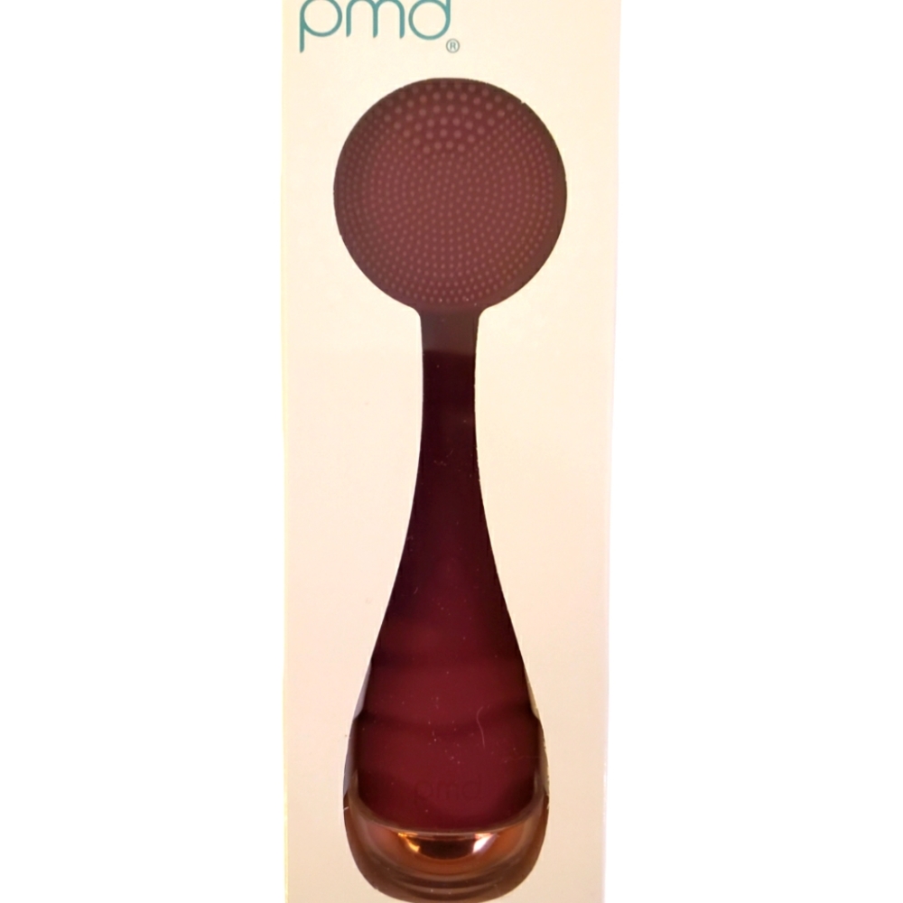 PMD facial cleaning device